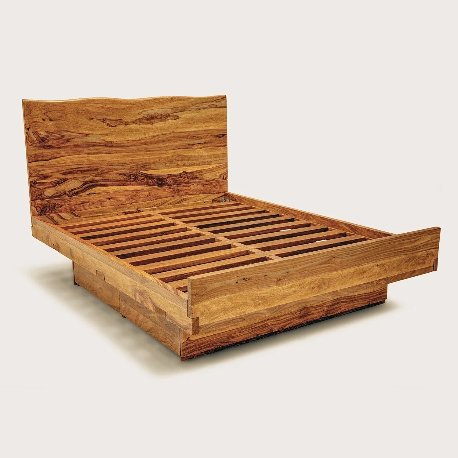 CUSTOMIZE YOUR ROSEWOOD KING BED