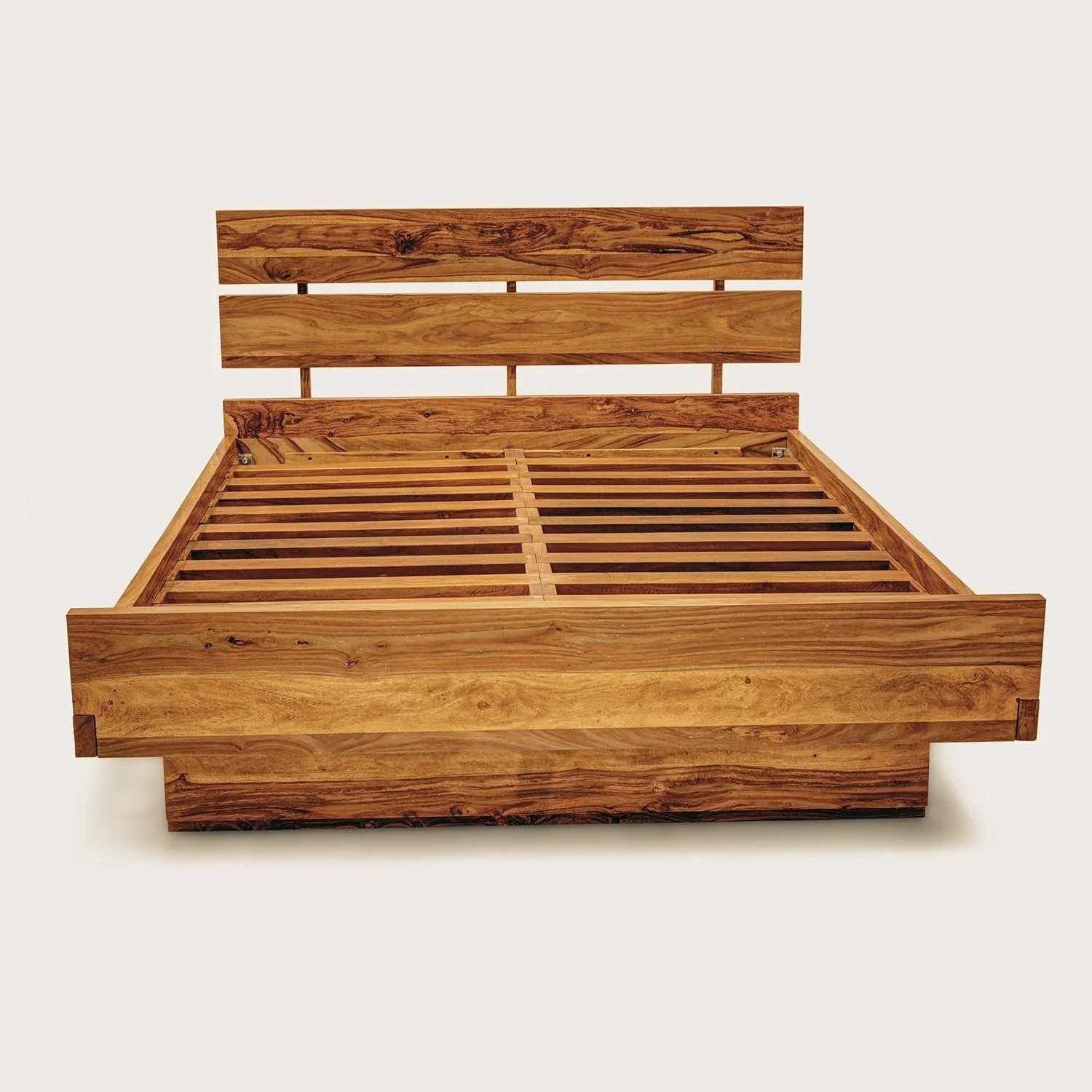 CUSTOMIZE YOUR ROSEWOOD KING BED