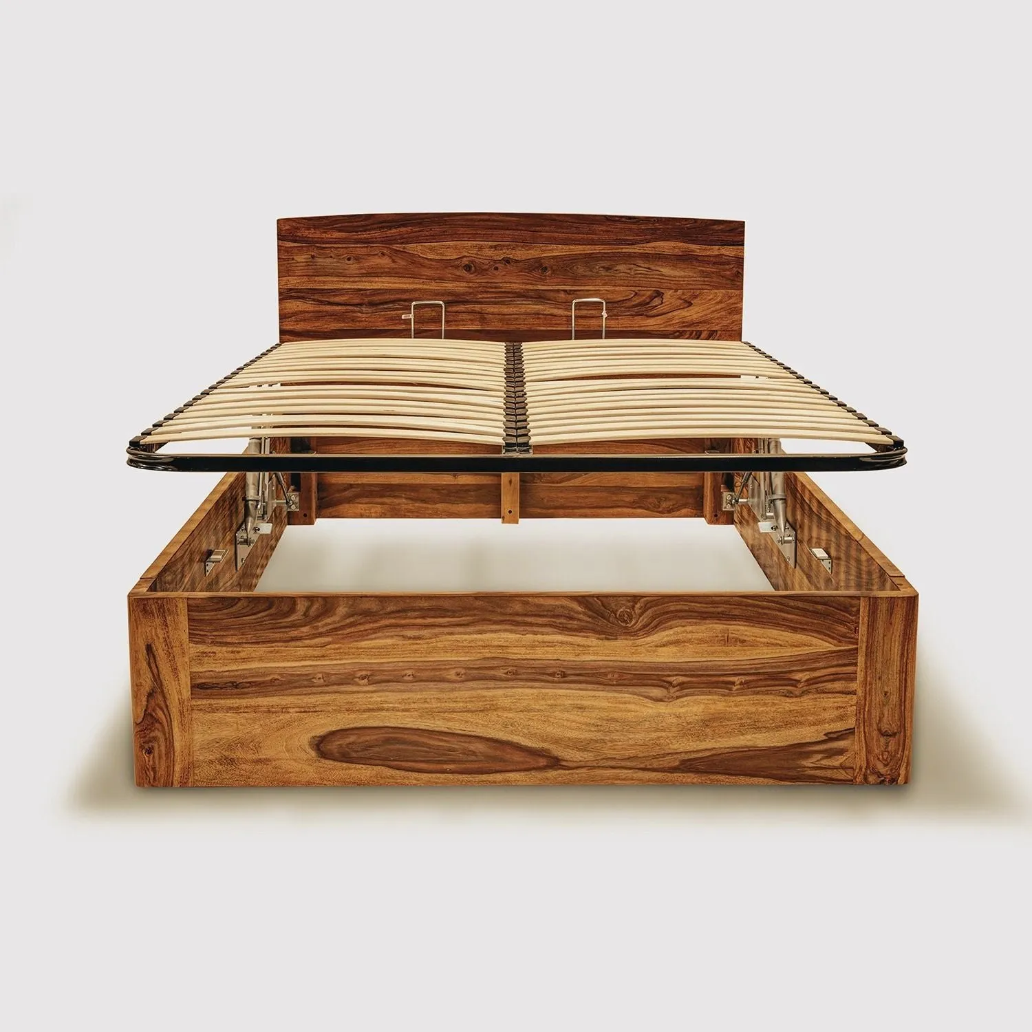 CUSTOMIZE YOUR ROSEWOOD QUEEN BED