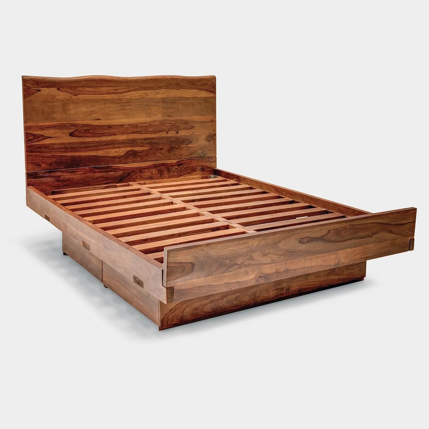 CUSTOMIZE YOUR ROSEWOOD QUEEN BED