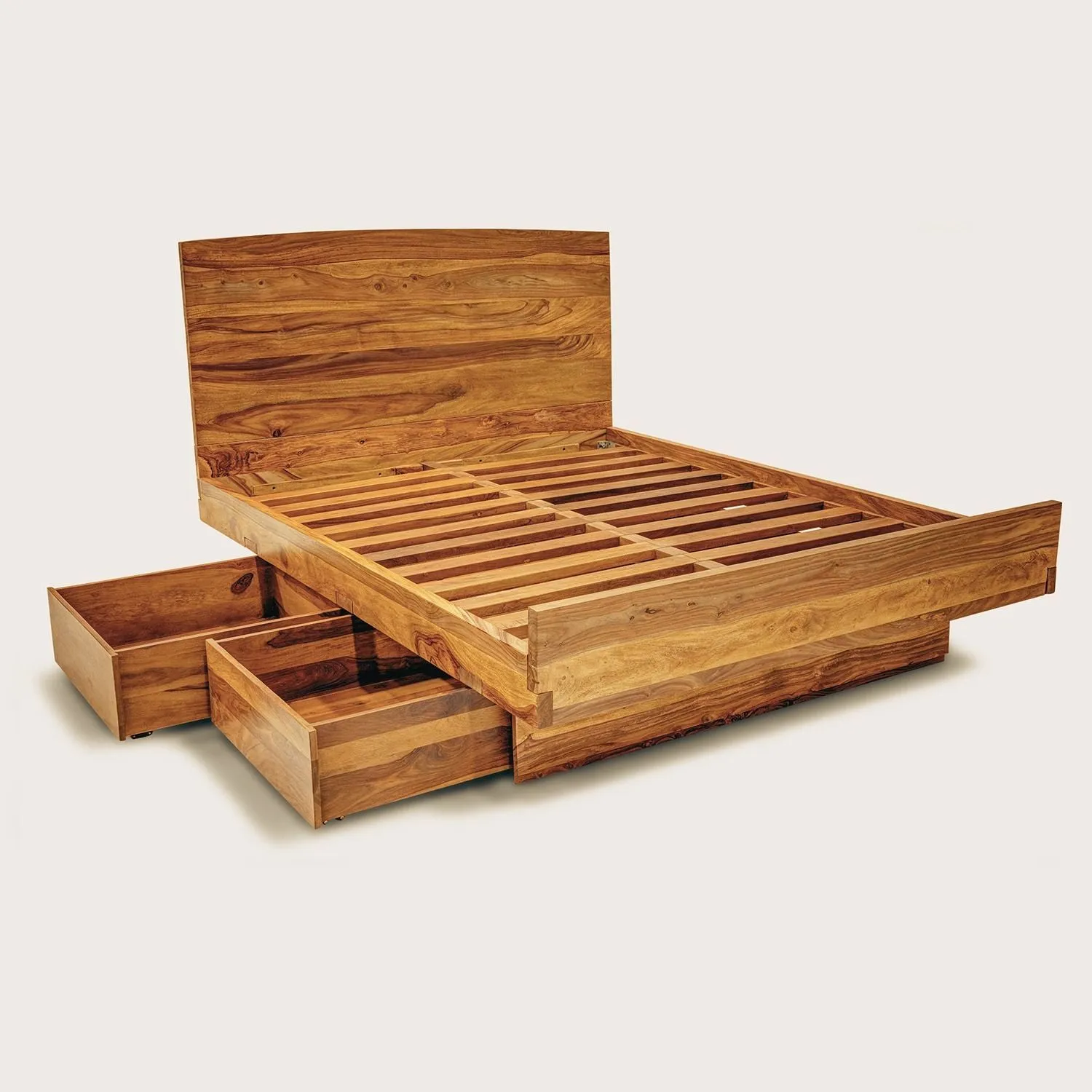 CUSTOMIZE YOUR ROSEWOOD QUEEN BED