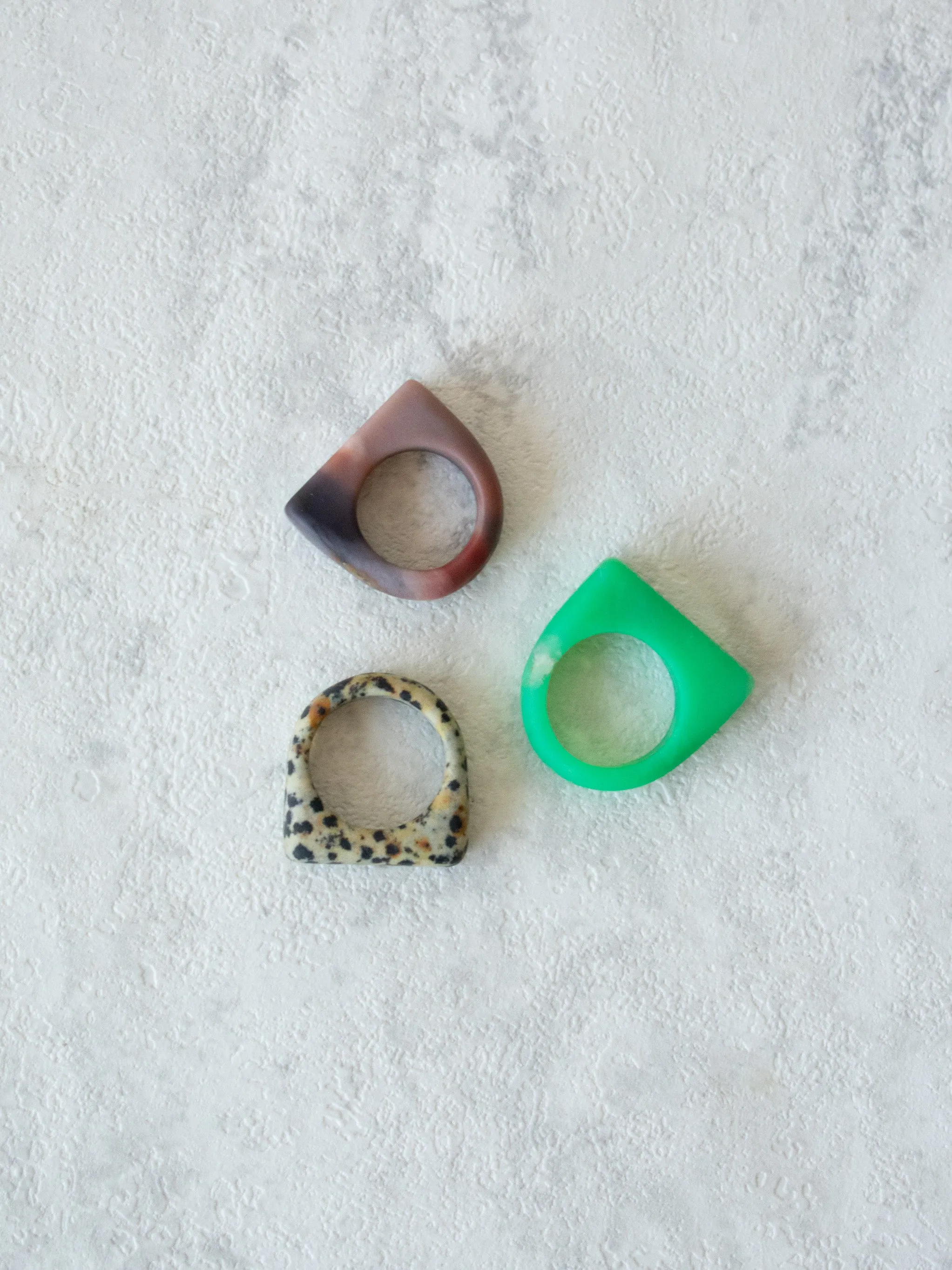 Hinge Dalmatian Jasper Thing Stone Ring
