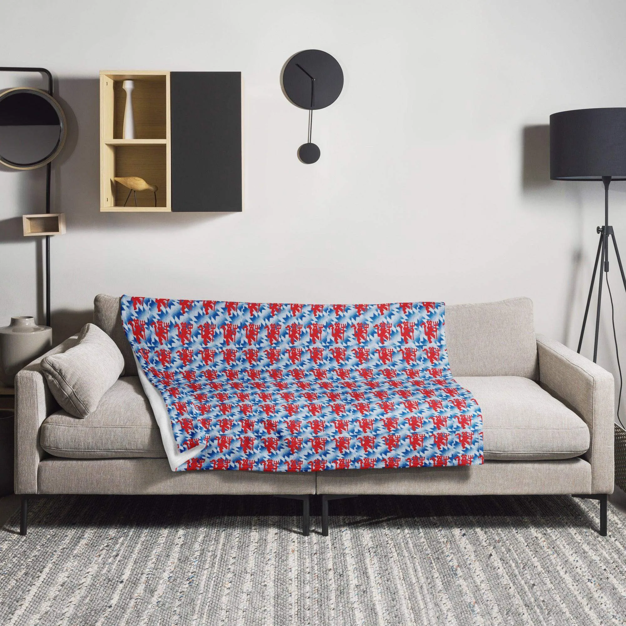 Manchester Untied Retro Throw Blanket