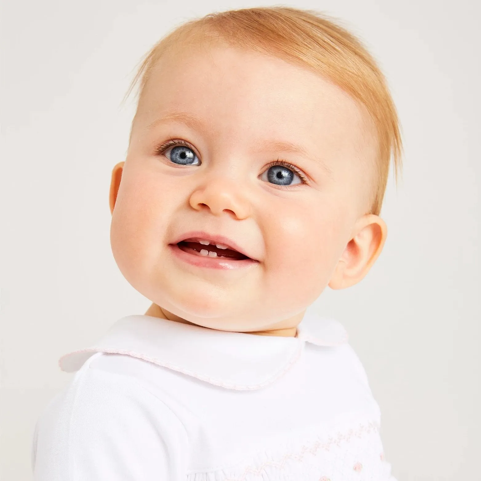 NEWBORN LOOK 1