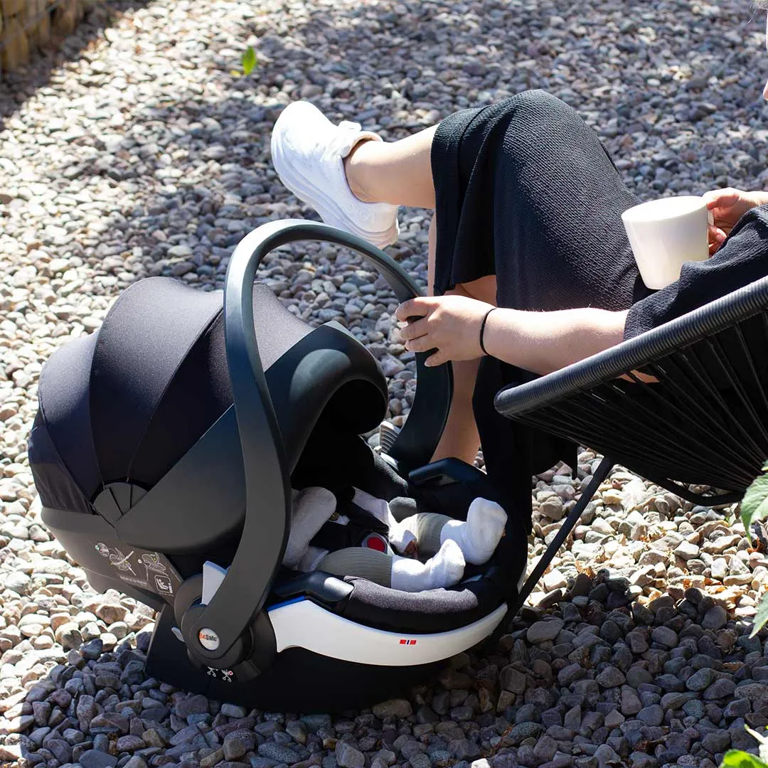 Outlet - BeSafe iZi Go Modular X2 i-Size Car Seat - Black