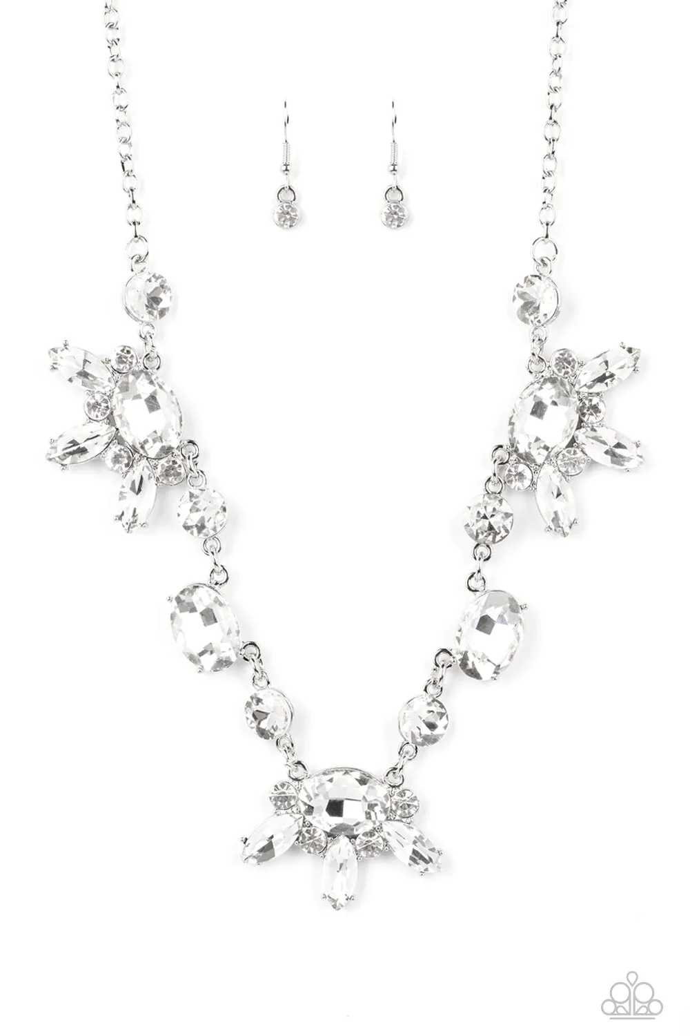 Paparazzi Accessories - GLOW-trotting Twinkle #L188 - White Necklace