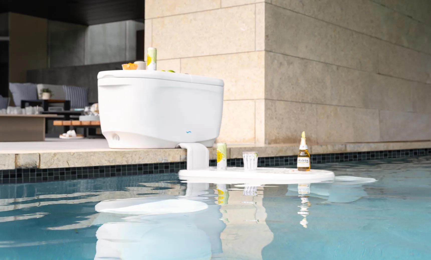 PartyPad Swim-Up Bar