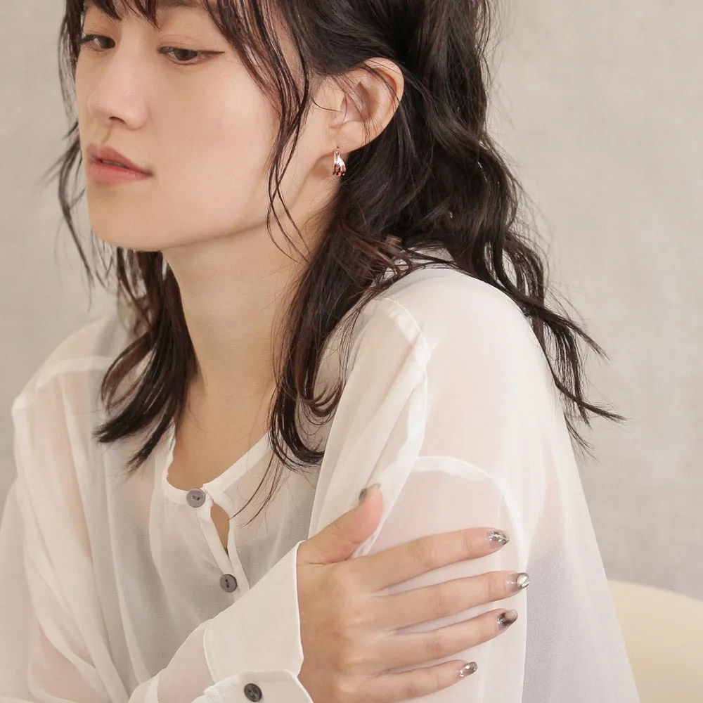 Rose Silver Grooved Curl Earrings