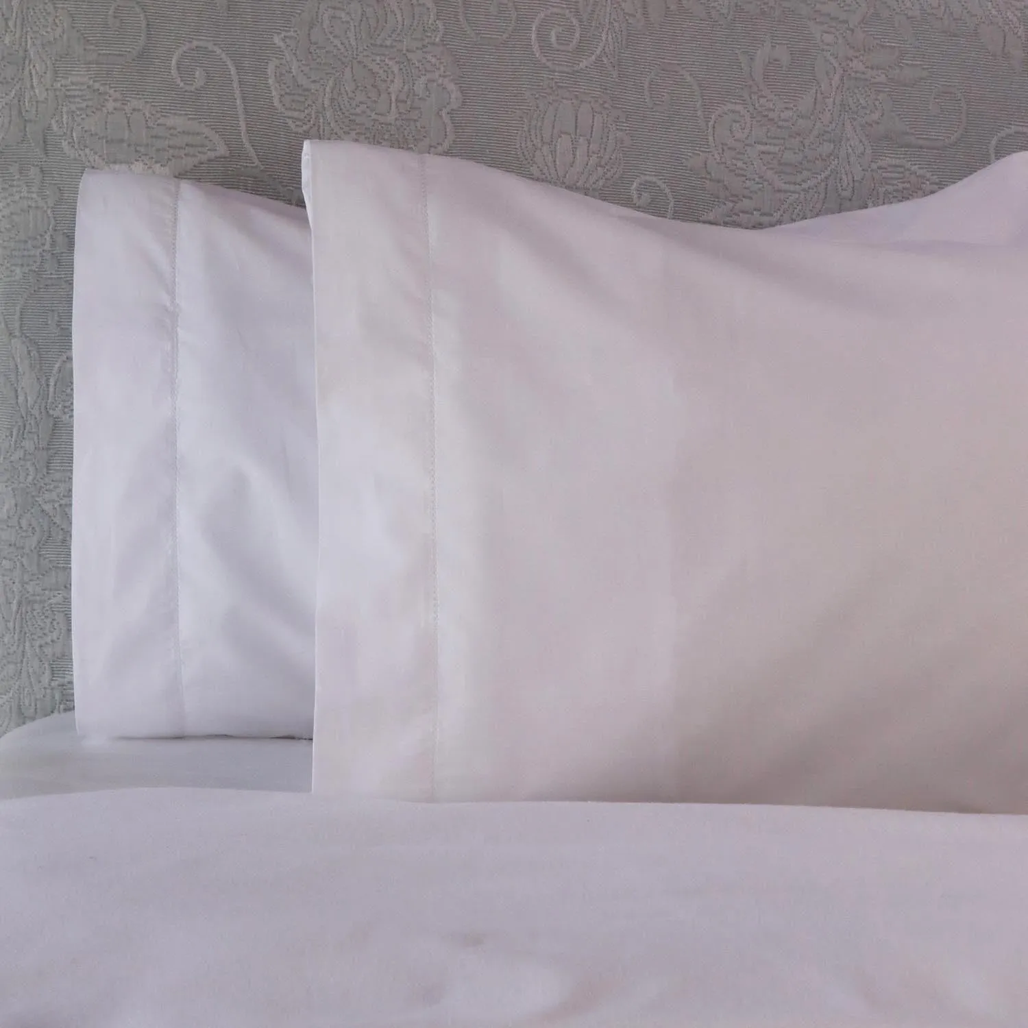 TBS Portuguese Cotton Pillowcase Set Std